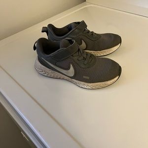 Nike toddler/preschool shoes size 11.5C